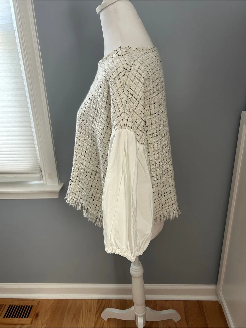 Zara White Black Tweed Crop Top Size M Balloon Sleeve Fringe Hem Blouse
